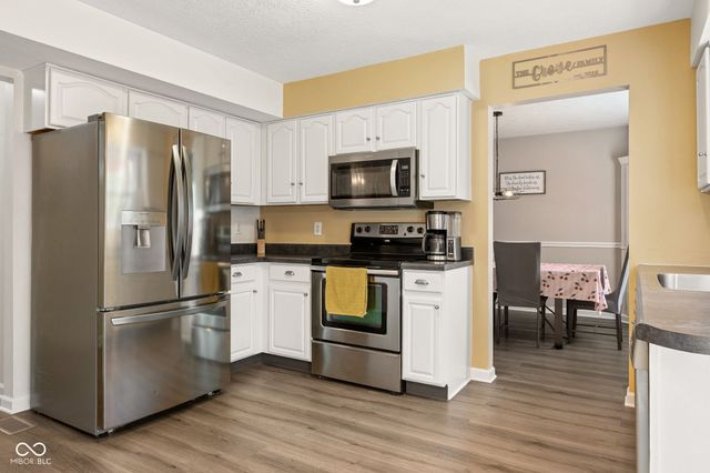 11740 Sand Creek Boulevard, Fishers, IN 46037