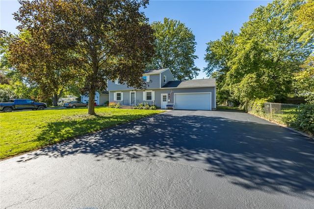 134 Fairhill Drive, Brighton, NY 14618