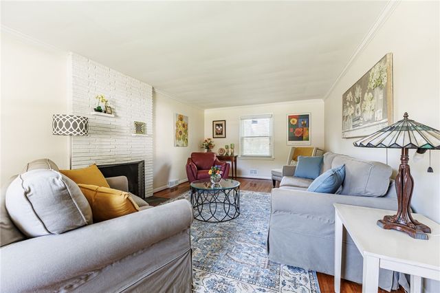 134 Fairhill Drive, Brighton, NY 14618