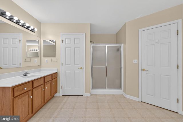 17 BLACKBIRD CT, Newark, DE 19702