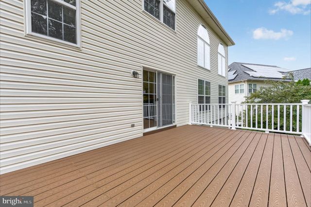 17 BLACKBIRD CT, Newark, DE 19702