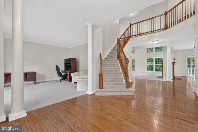 17 BLACKBIRD CT, Newark, DE 19702