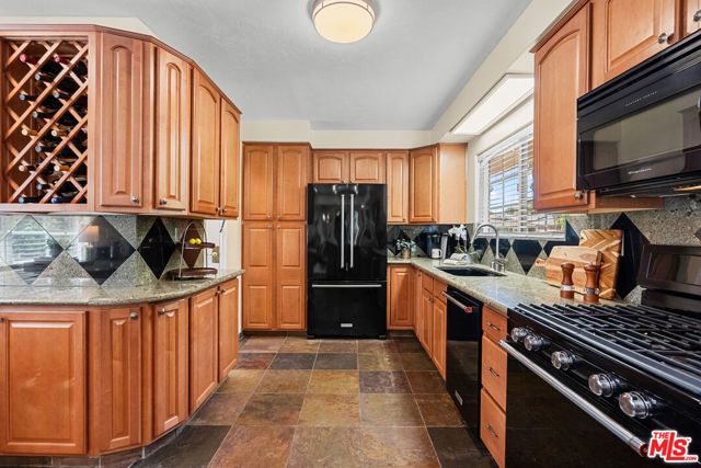 16857 Germain Street, Granada Hills (los Angeles), CA 91344