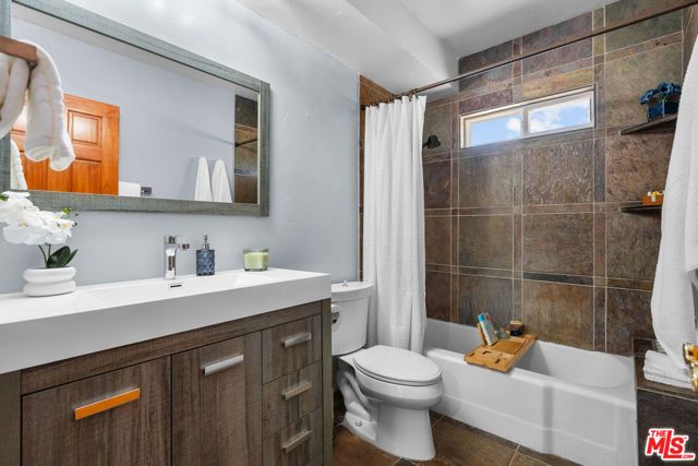 16857 Germain Street, Granada Hills (los Angeles), CA 91344