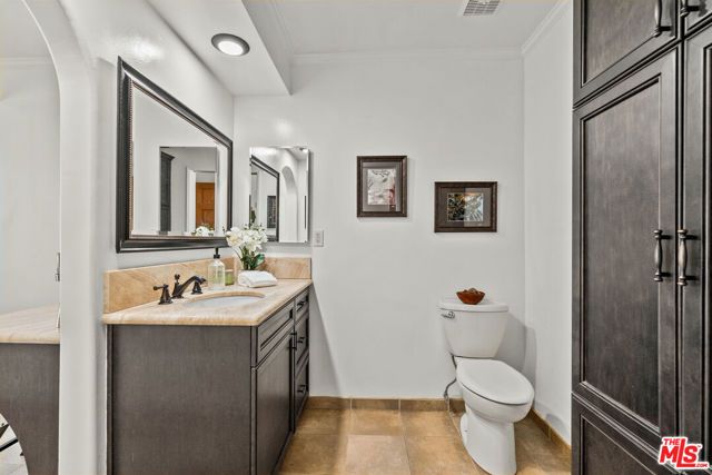 16857 Germain Street, Granada Hills (los Angeles), CA 91344