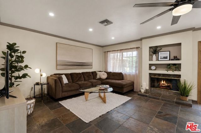 16857 Germain Street, Granada Hills (los Angeles), CA 91344