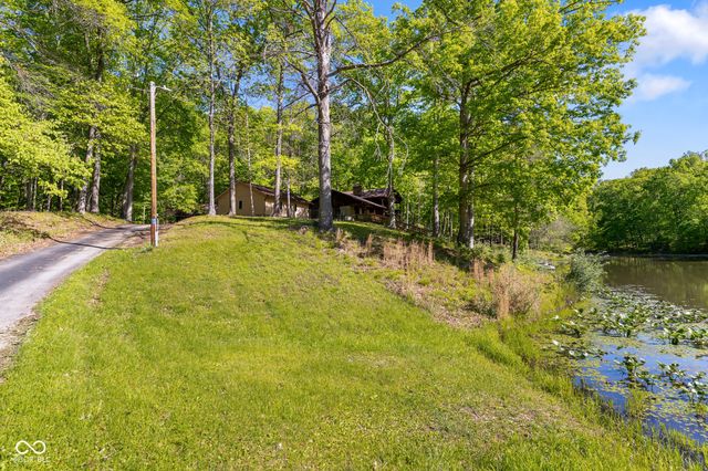 3546 Morrison Road, Nashville, IN 47448