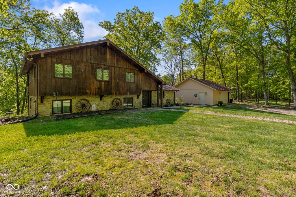 3546 Morrison Road, Nashville, IN 47448