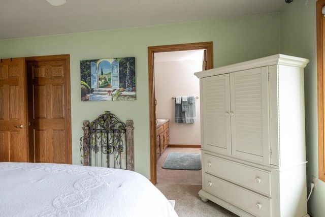 4149 WESTVIEW LANE, Oshkosh, WI 54904