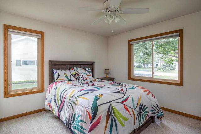 4149 WESTVIEW LANE, Oshkosh, WI 54904
