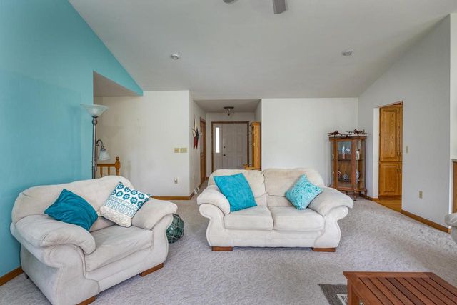 4149 WESTVIEW LANE, Oshkosh, WI 54904
