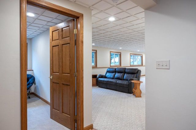 4149 WESTVIEW LANE, Oshkosh, WI 54904