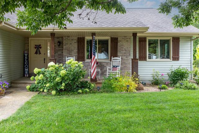 4149 WESTVIEW LANE, Oshkosh, WI 54904