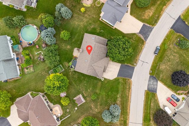 4149 WESTVIEW LANE, Oshkosh, WI 54904