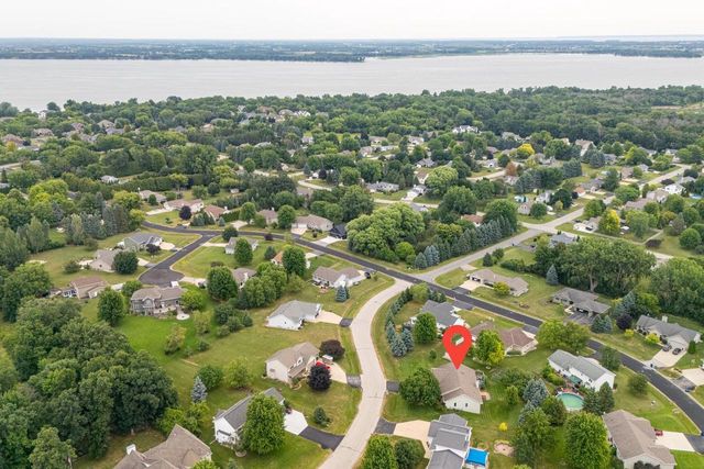 4149 WESTVIEW LANE, Oshkosh, WI 54904