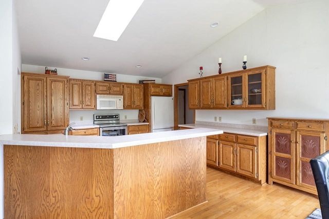 4149 WESTVIEW LANE, Oshkosh, WI 54904
