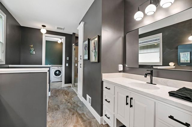 11418 Sunflower Lane N, Lake Elmo, MN 55042