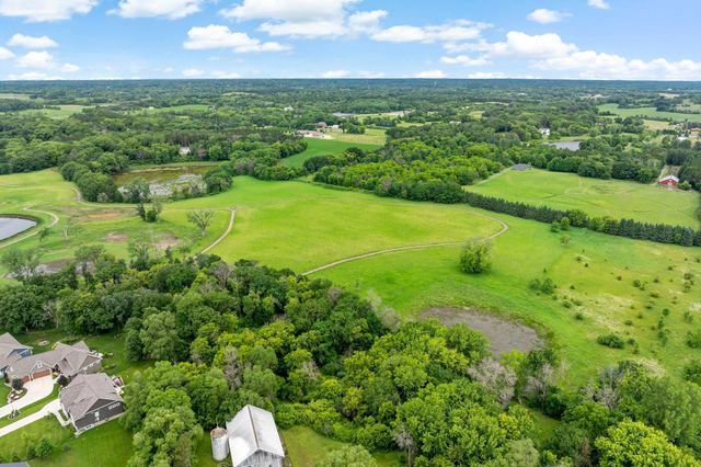 11418 Sunflower Lane N, Lake Elmo, MN 55042