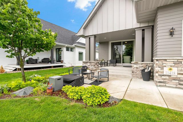 11418 Sunflower Lane N, Lake Elmo, MN 55042