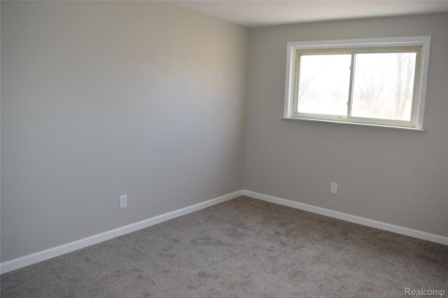 26130 OSMUN Street, Madison Heights, MI 48071