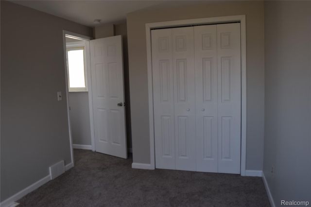 26130 OSMUN Street, Madison Heights, MI 48071