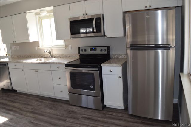 26130 OSMUN Street, Madison Heights, MI 48071