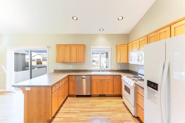 1751 NW Jackpine Avenue, Redmond, OR 97756