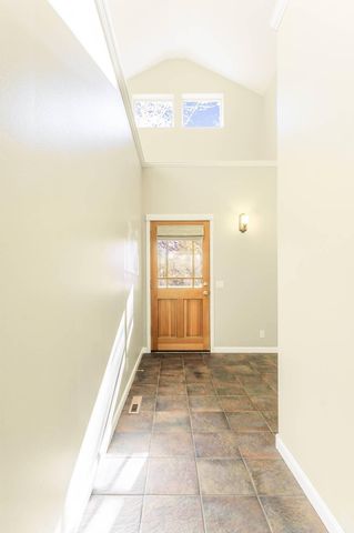 1751 NW Jackpine Avenue, Redmond, OR 97756