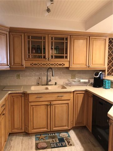 1460 GULF BOULEVARD 302, Clearwater, FL 33767