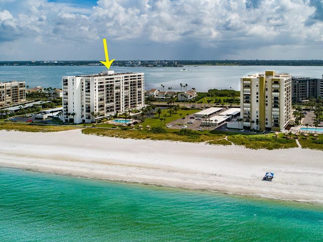 1460 GULF BOULEVARD 302, Clearwater, FL 33767
