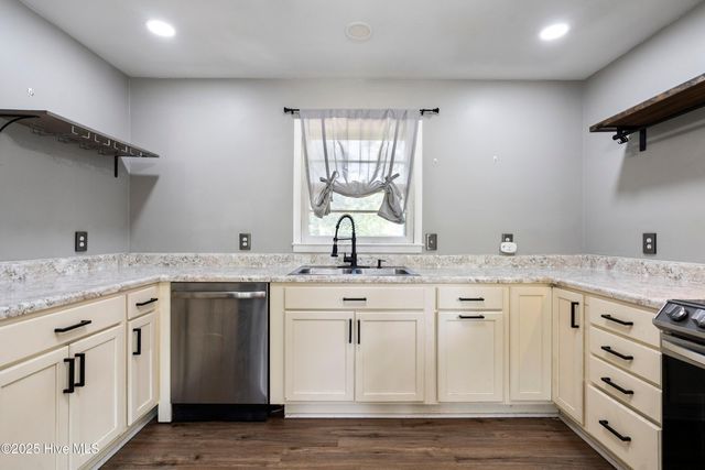 148 Jupiter Trail, Jacksonville, NC 28546