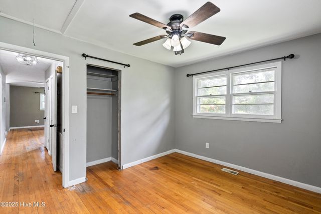 148 Jupiter Trail, Jacksonville, NC 28546