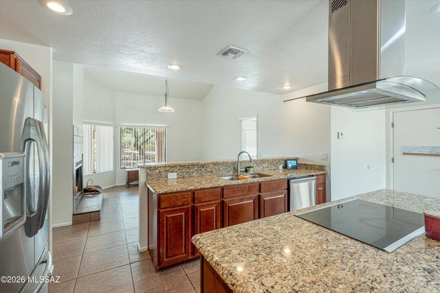 4094 N Hidden Cove Place, Tucson, AZ 85749