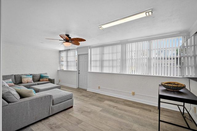 2538 CORAL WAY W, Daytona Beach, FL 32118