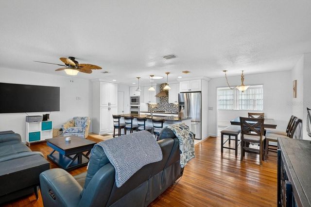 2538 CORAL WAY W, Daytona Beach, FL 32118