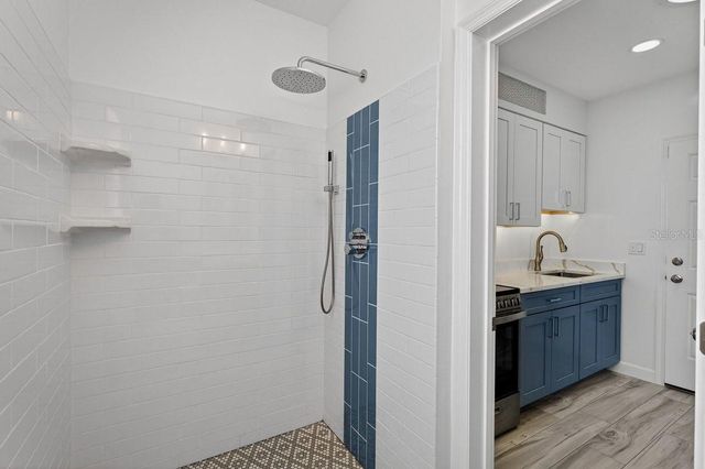 2538 CORAL WAY W, Daytona Beach, FL 32118