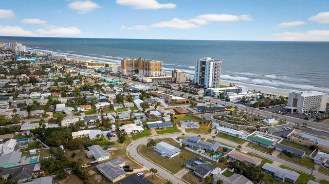 2538 CORAL WAY W, Daytona Beach, FL 32118