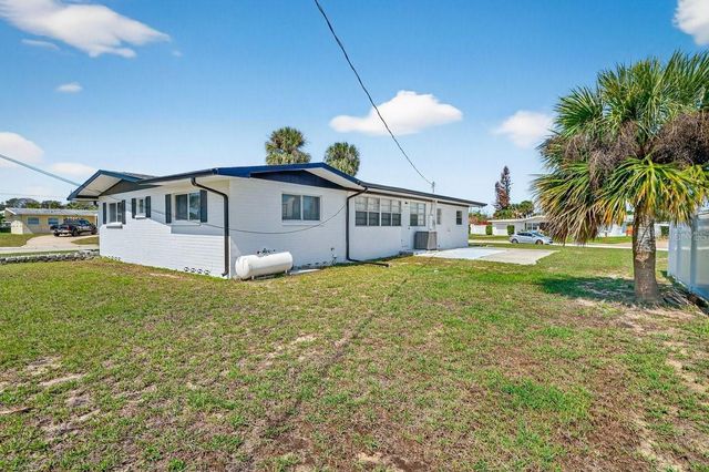 2538 CORAL WAY W, Daytona Beach, FL 32118