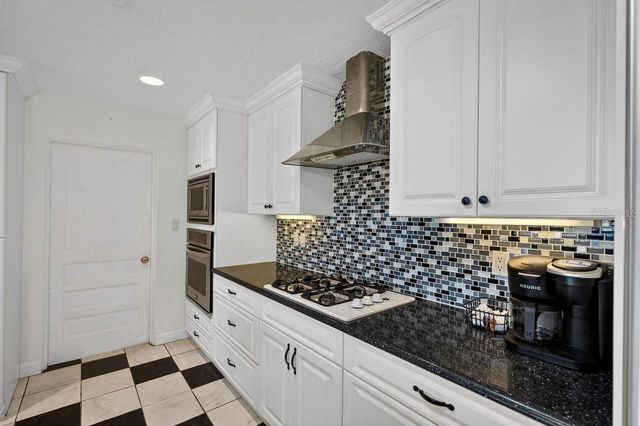 2538 CORAL WAY W, Daytona Beach, FL 32118