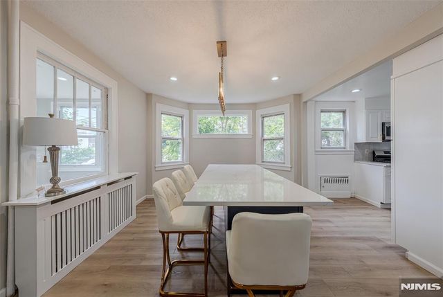 933 Maple Avenue, Ridgefield, NJ 07657