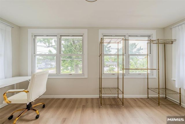933 Maple Avenue, Ridgefield, NJ 07657