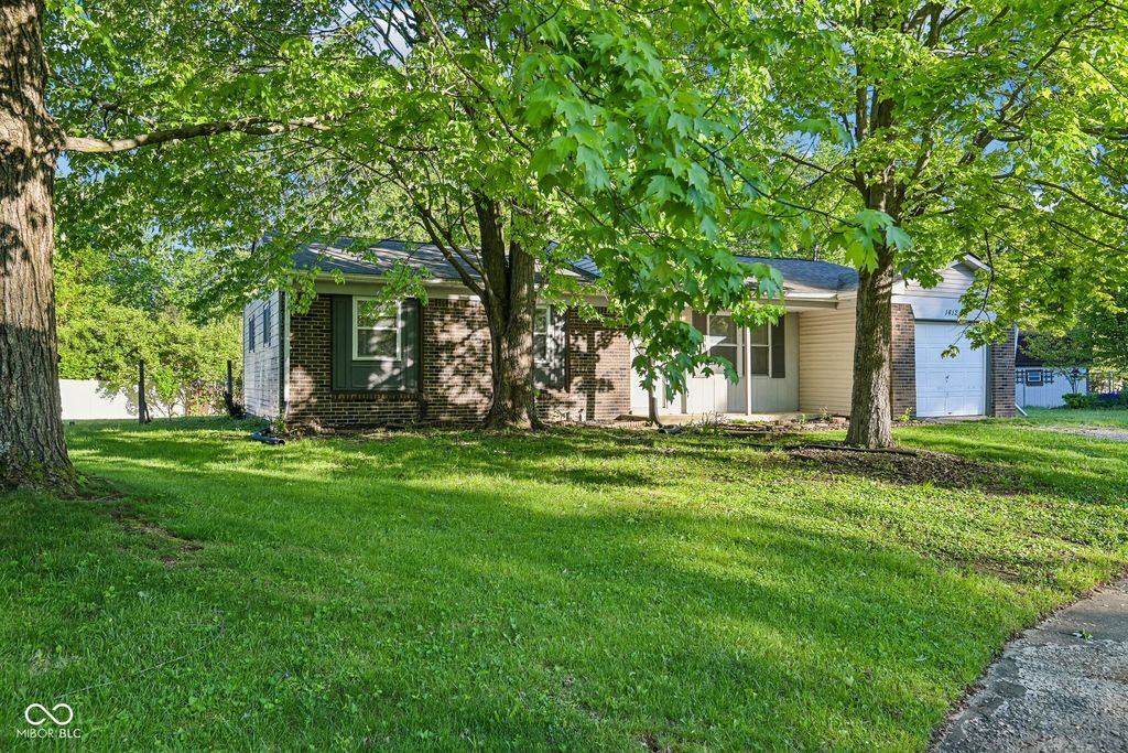 1412 Wolf Court, Indianapolis, IN 46229