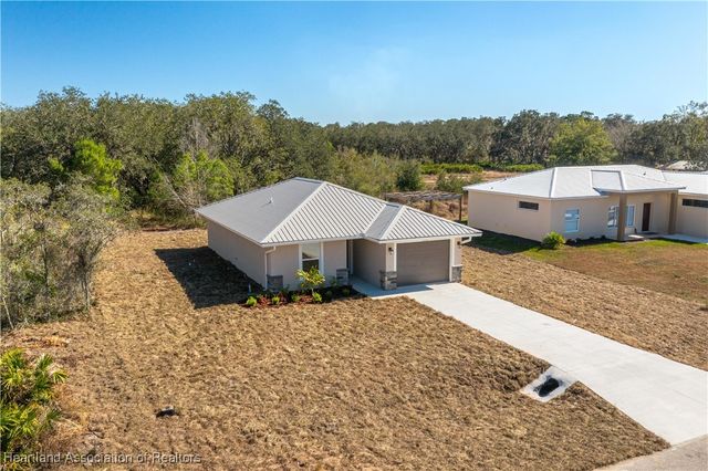 3206 N Sedgewick Road, Avon Park, FL 33825