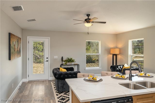 3206 N Sedgewick Road, Avon Park, FL 33825