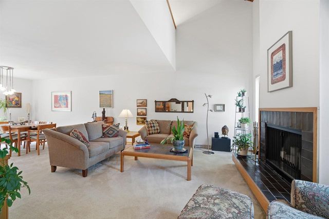 847 E WINDFIELD PLACE, Appleton, WI 54911