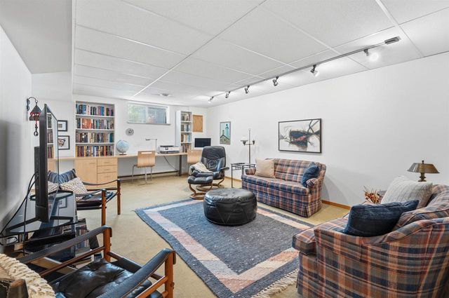 847 E WINDFIELD PLACE, Appleton, WI 54911