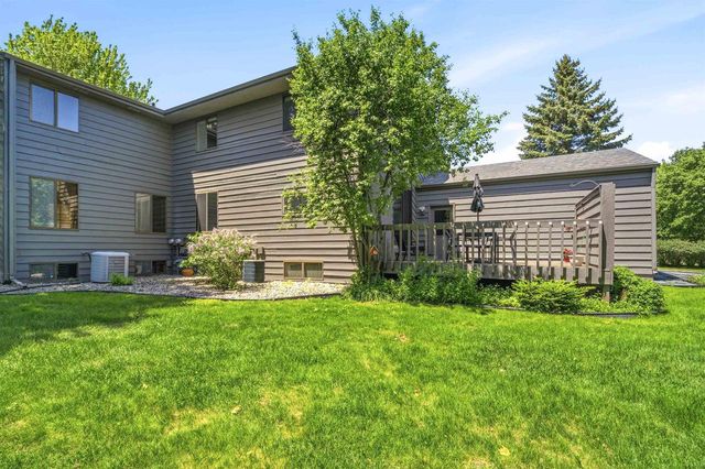 847 E WINDFIELD PLACE, Appleton, WI 54911