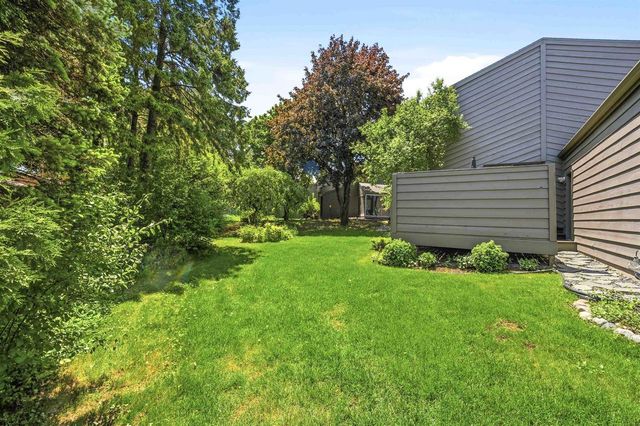 847 E WINDFIELD PLACE, Appleton, WI 54911