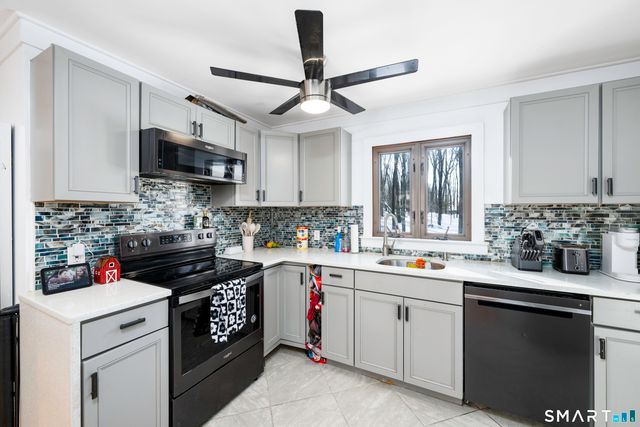 36 Maple Drive, New Milford, CT 06776