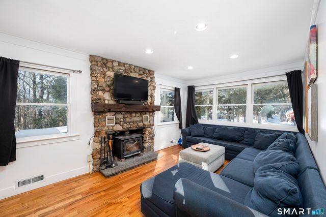 36 Maple Drive, New Milford, CT 06776